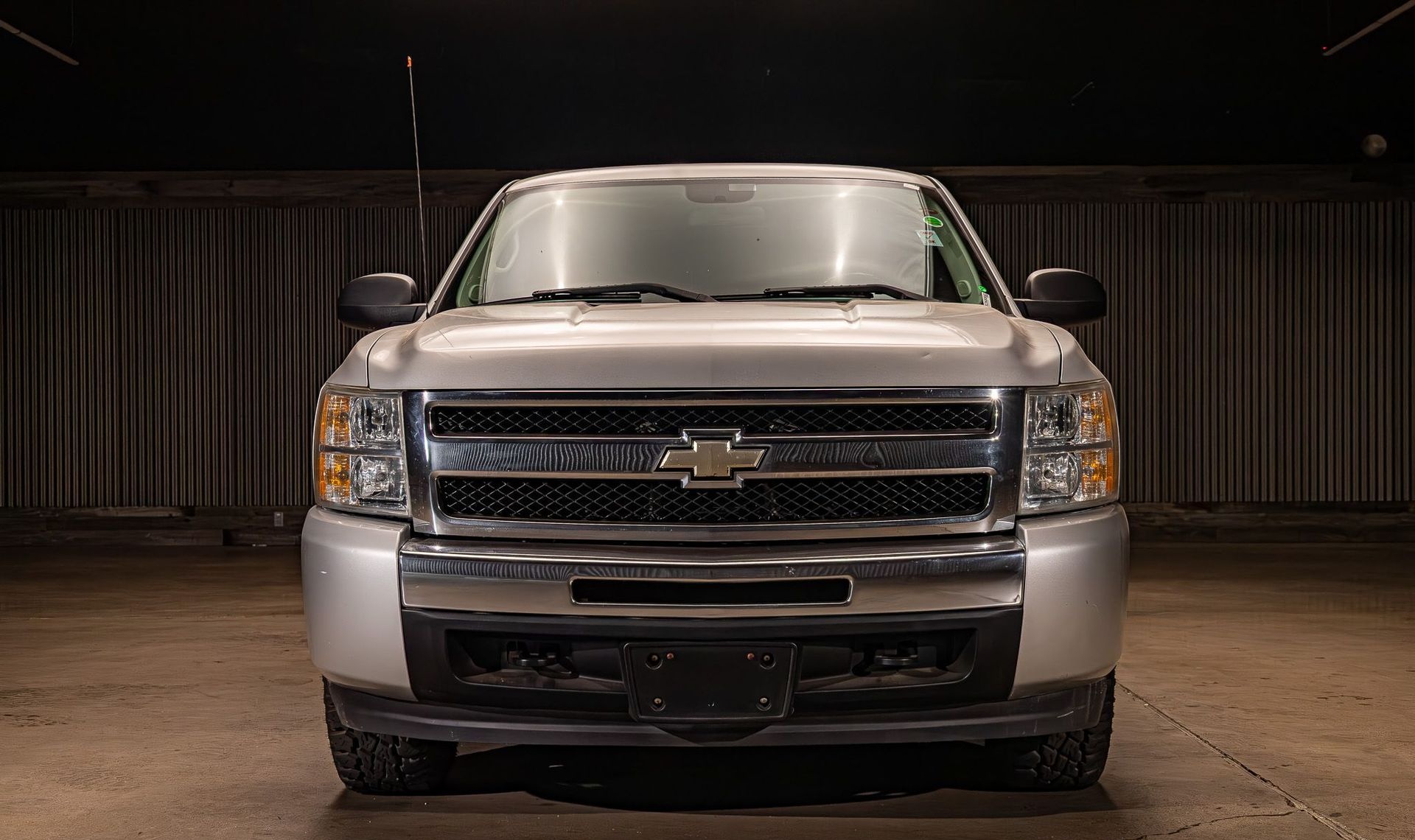 2011 Chevrolet Silverado 1500 — photo 1