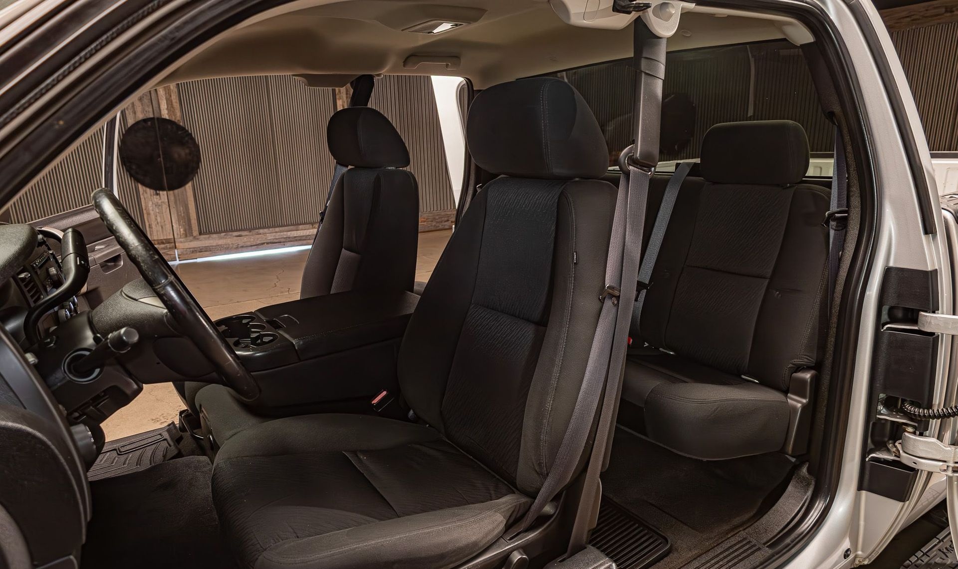 2011 Chevrolet Silverado 1500 — photo 13