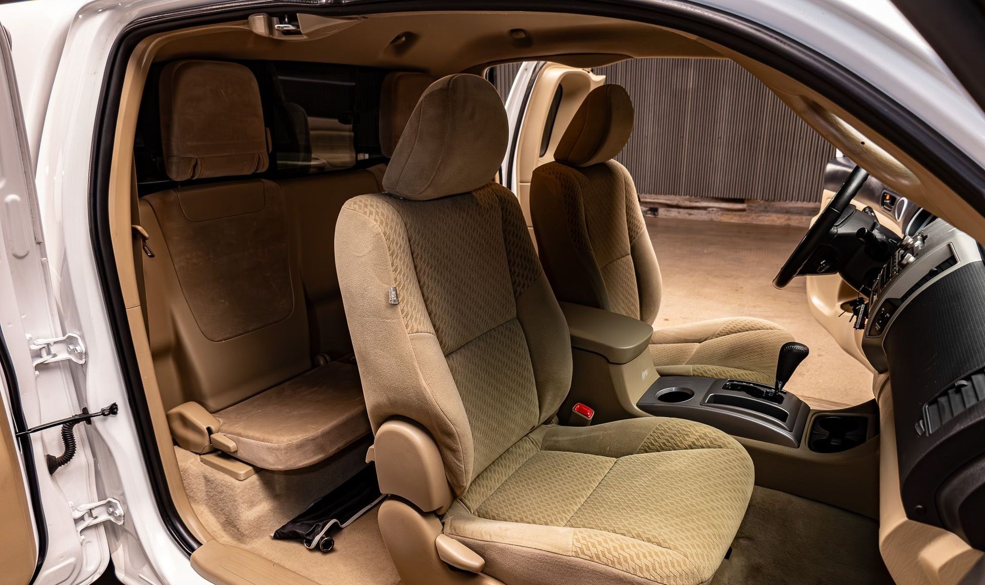 2011 Toyota Tacoma — photo 17