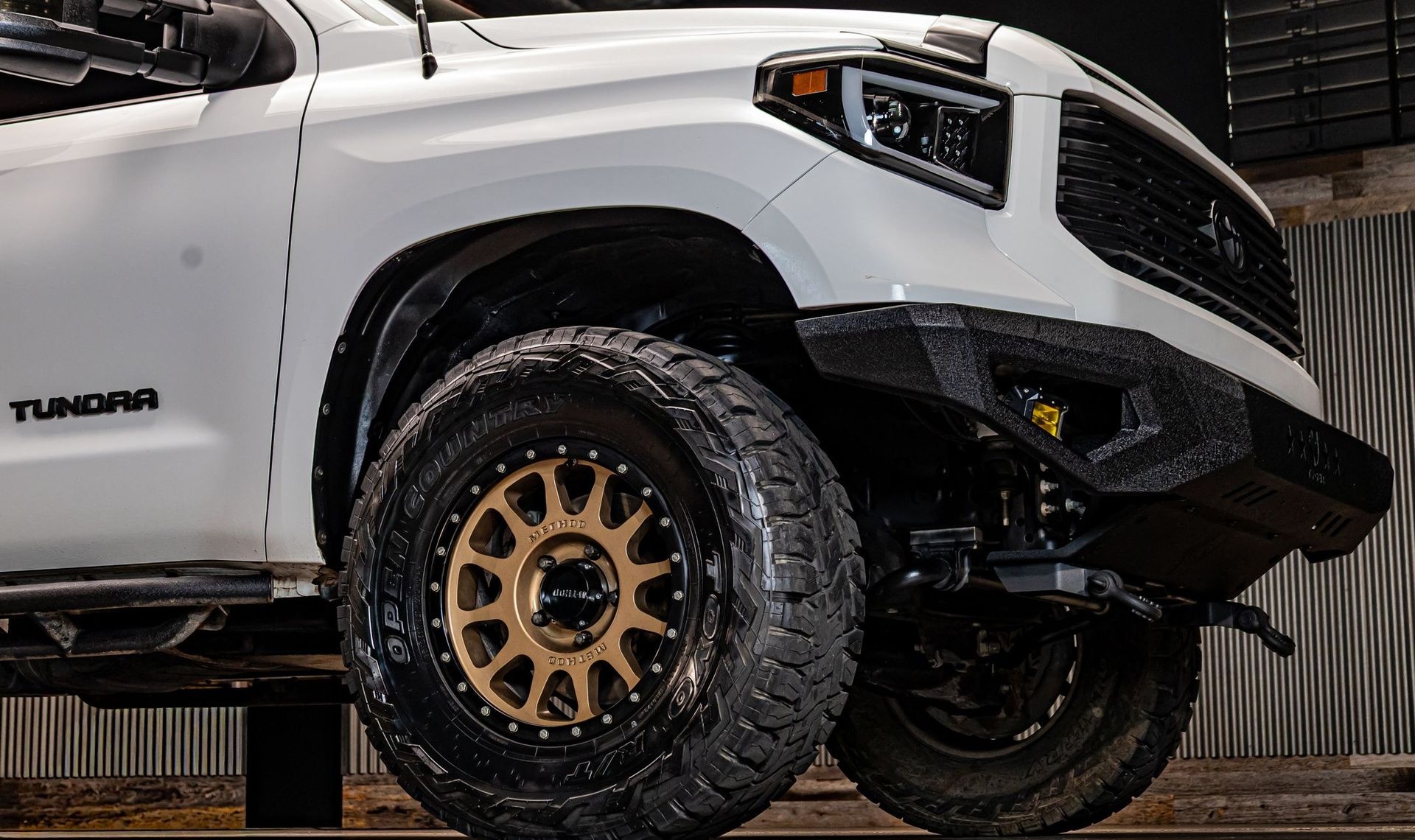 2016 Toyota Tundra — photo 8