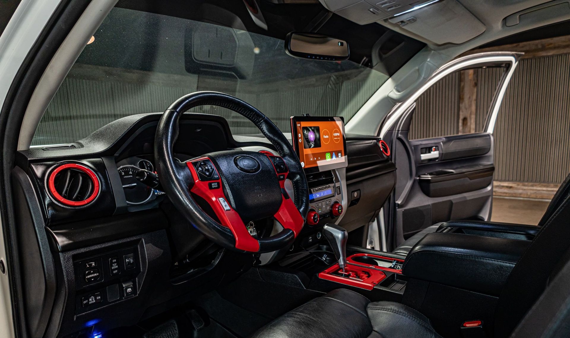 2016 Toyota Tundra — photo 9