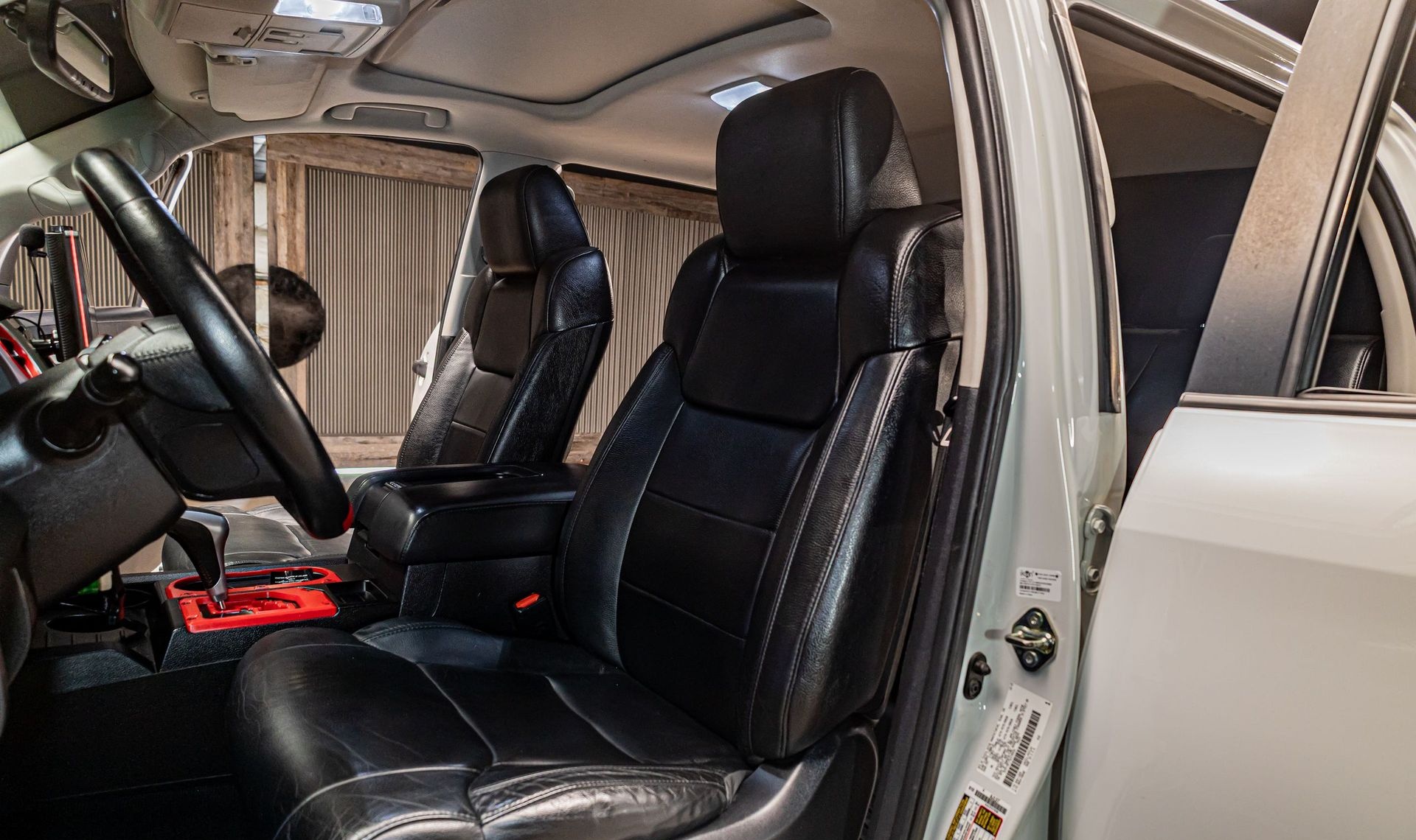 2016 Toyota Tundra — photo 16
