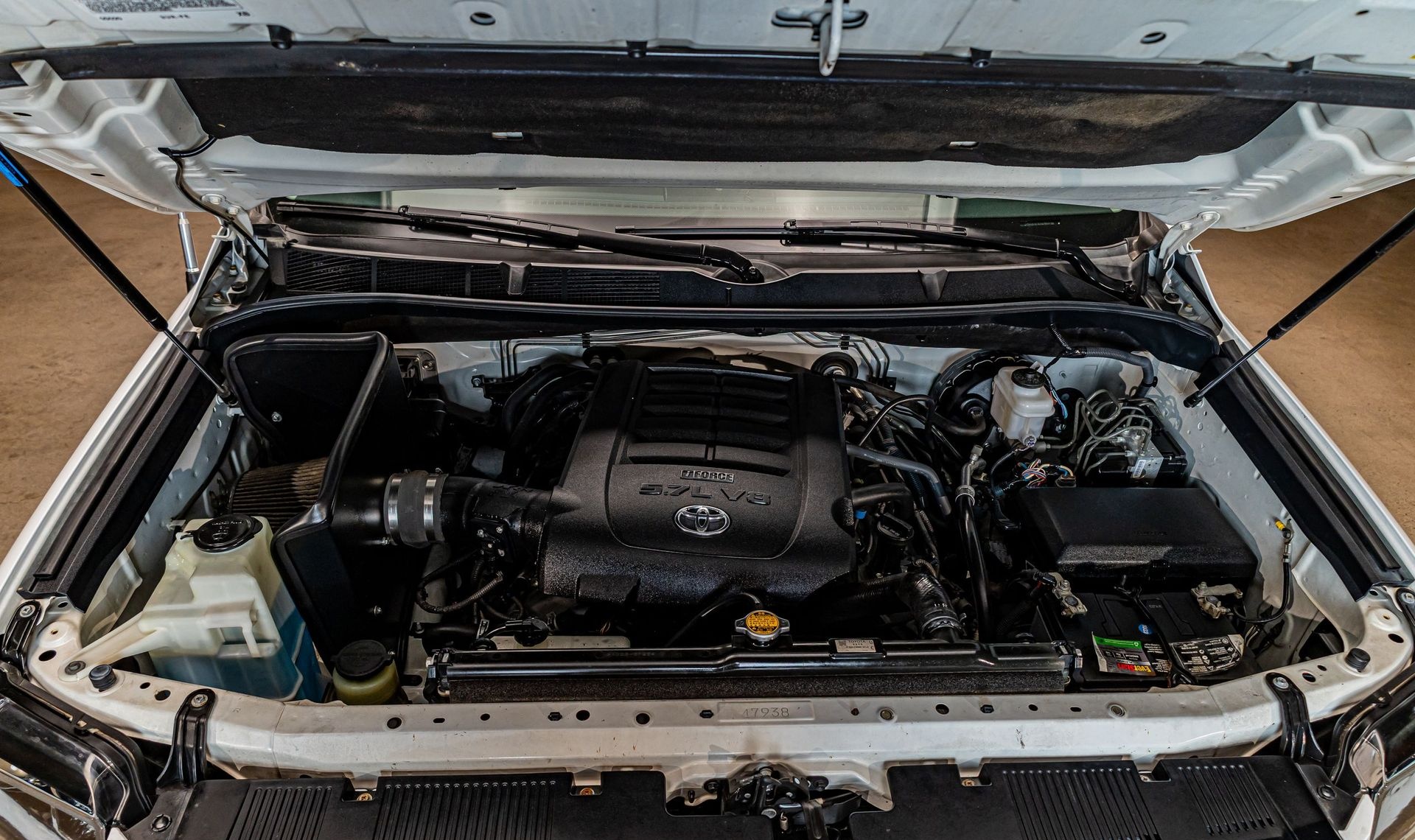2016 Toyota Tundra — photo 26