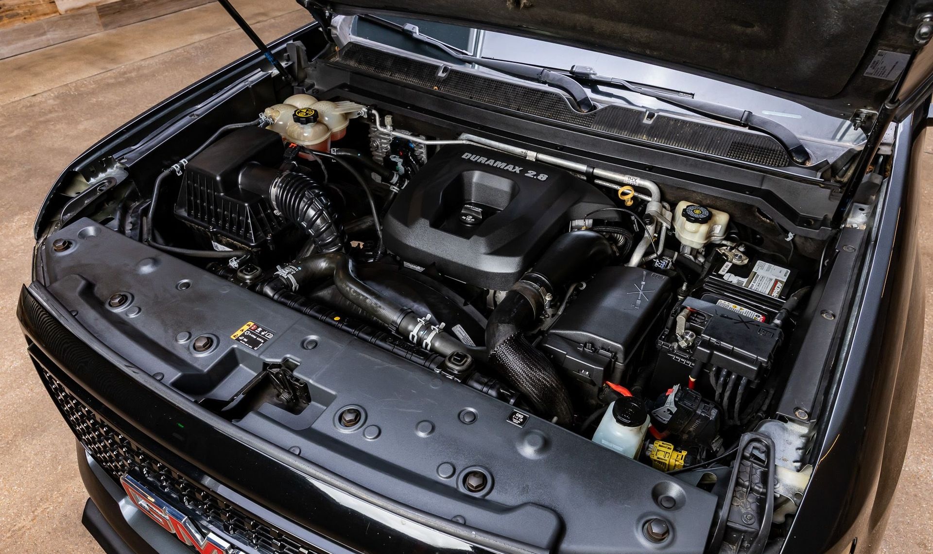 2017 GMC Canyon — photo 33