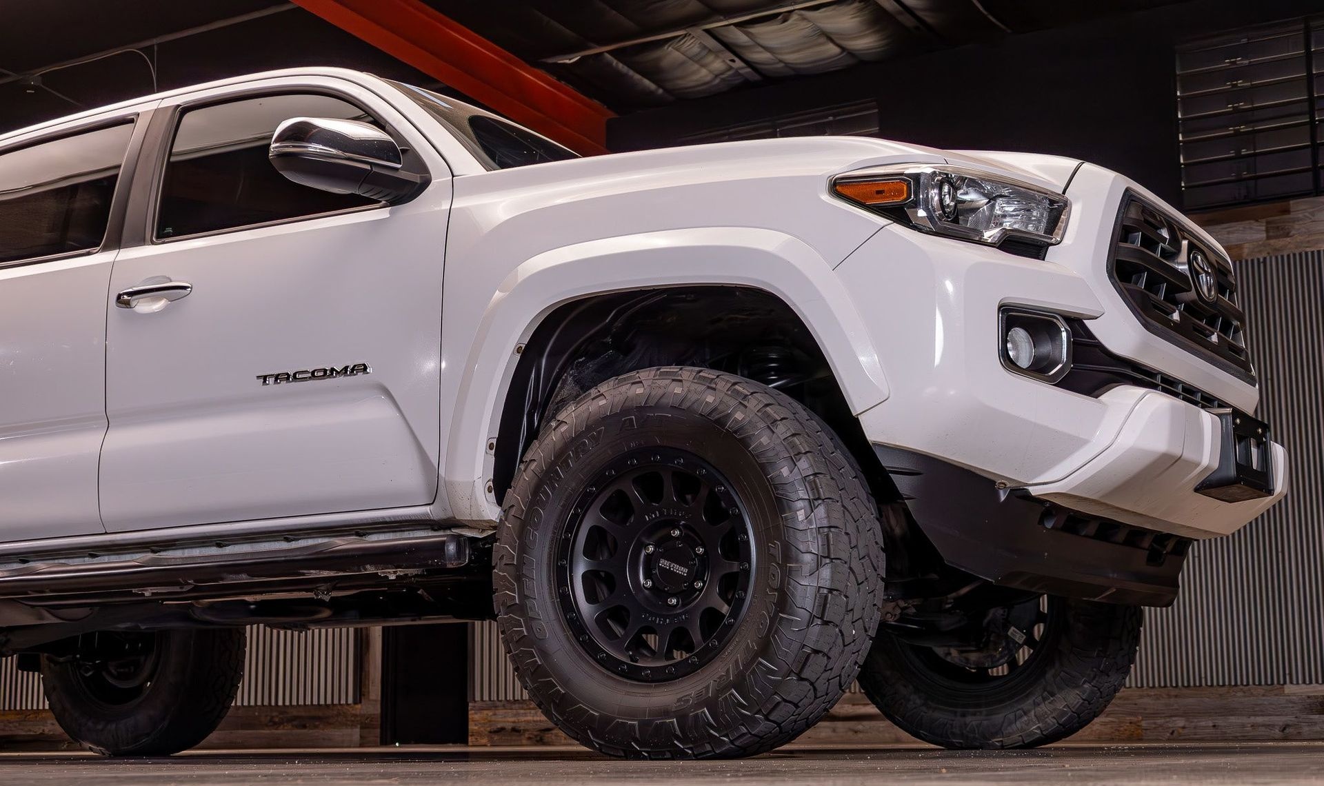 2017 Toyota Tacoma — photo 7