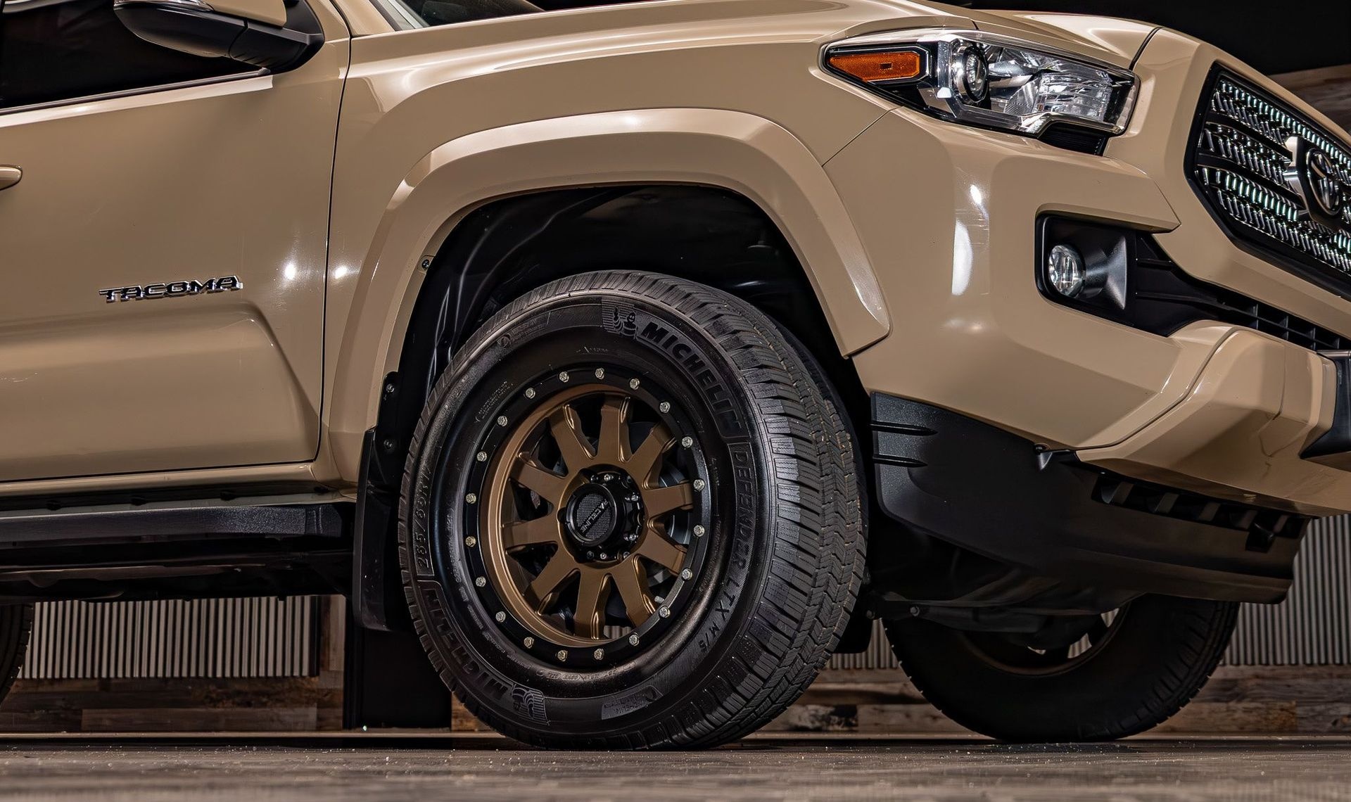 2017 Toyota Tacoma — photo 7