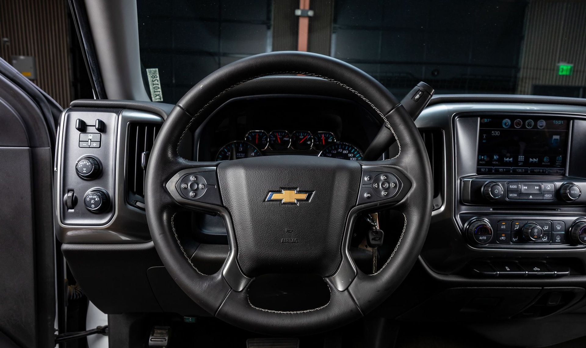 2018 Chevrolet Silverado 1500 — photo 12