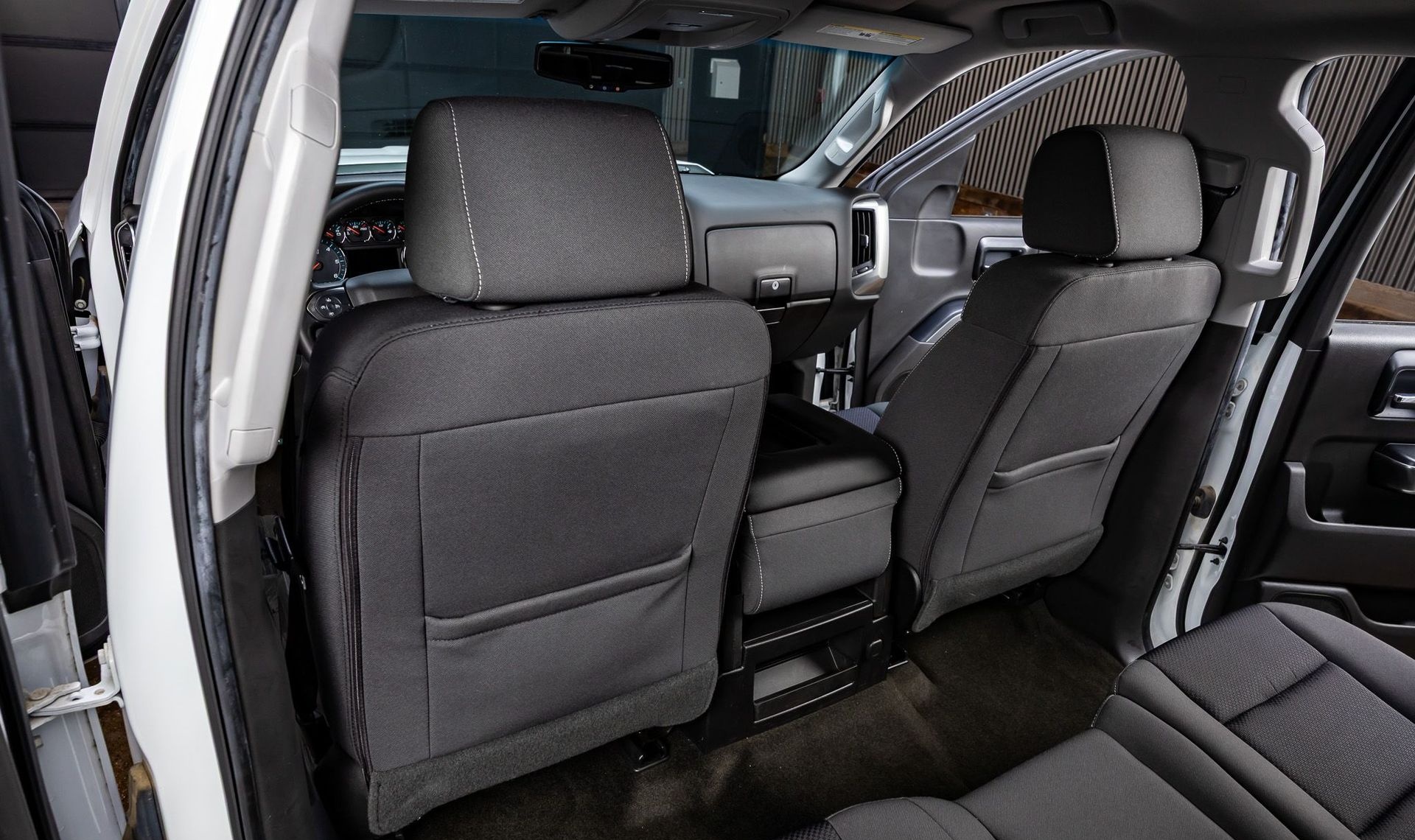 2018 Chevrolet Silverado 1500 — photo 24