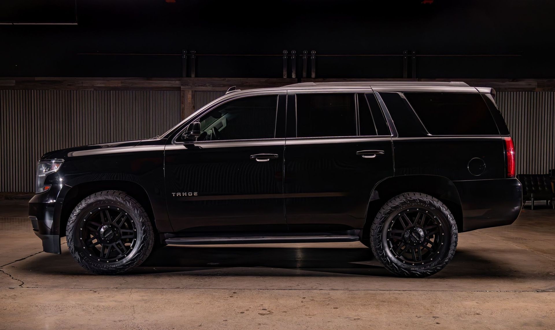2018 Chevrolet Tahoe — photo 3