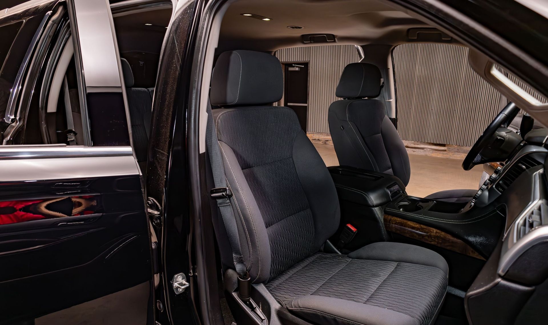 2018 Chevrolet Tahoe — photo 21