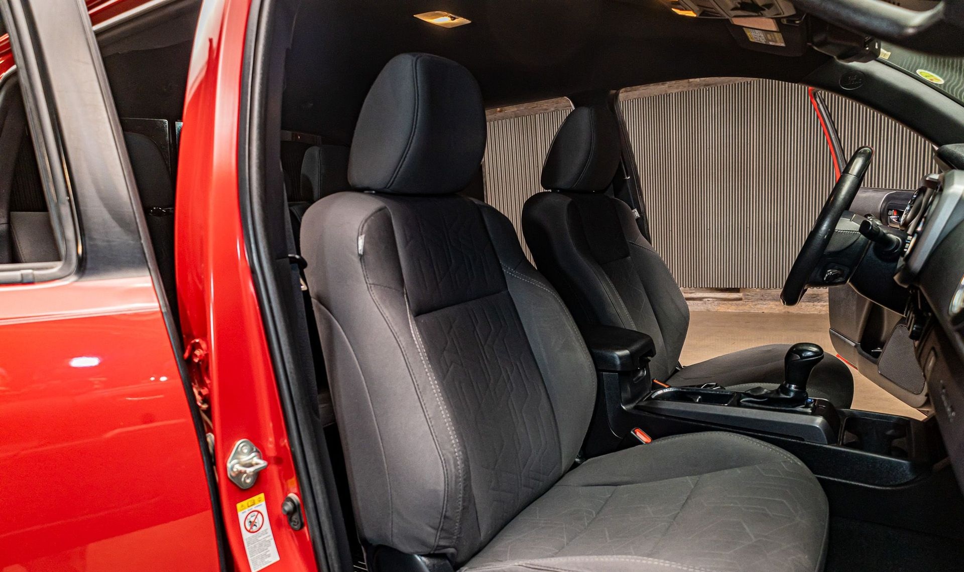 2018 Toyota Tacoma — photo 21