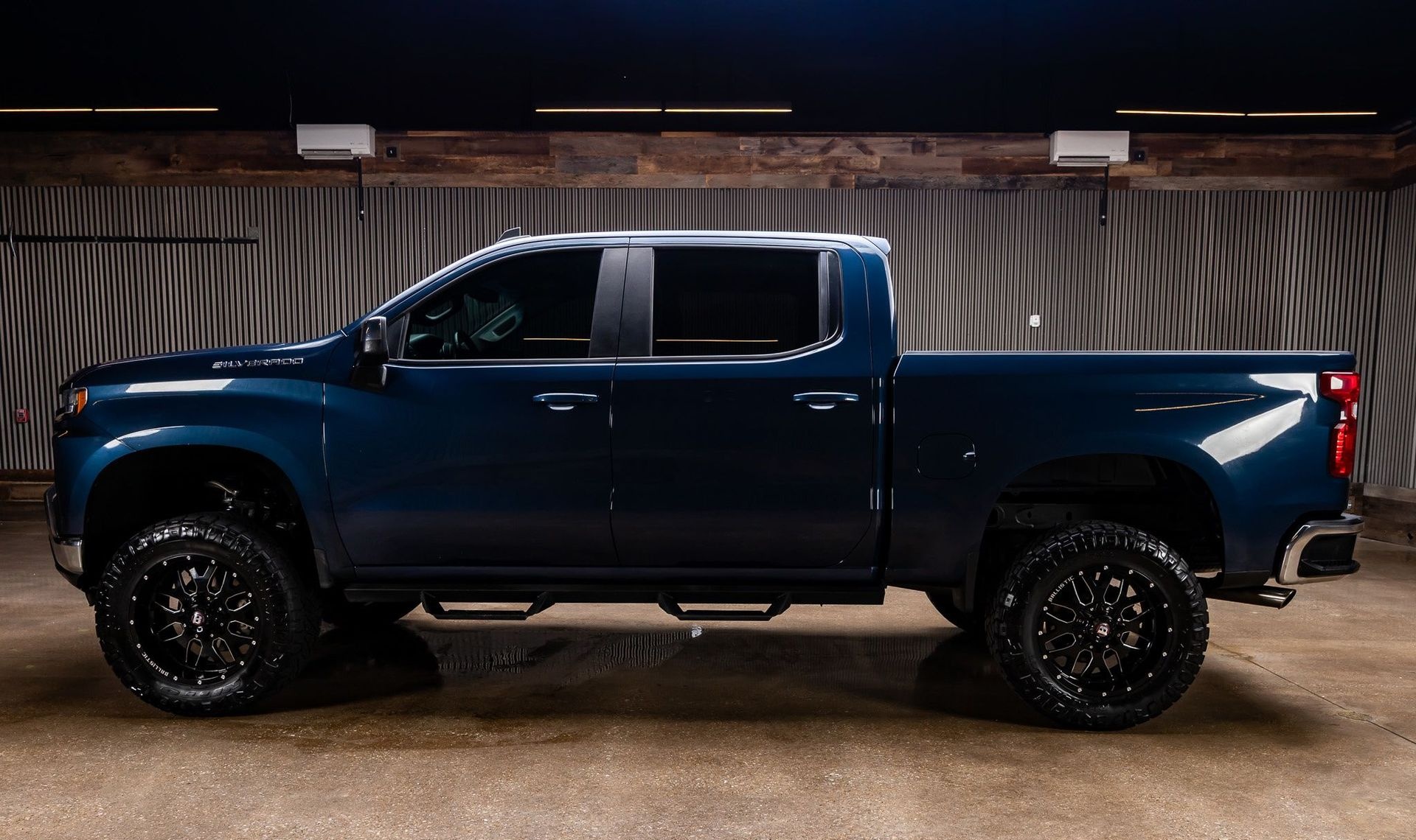 2020 Chevrolet Silverado 1500 — photo 3