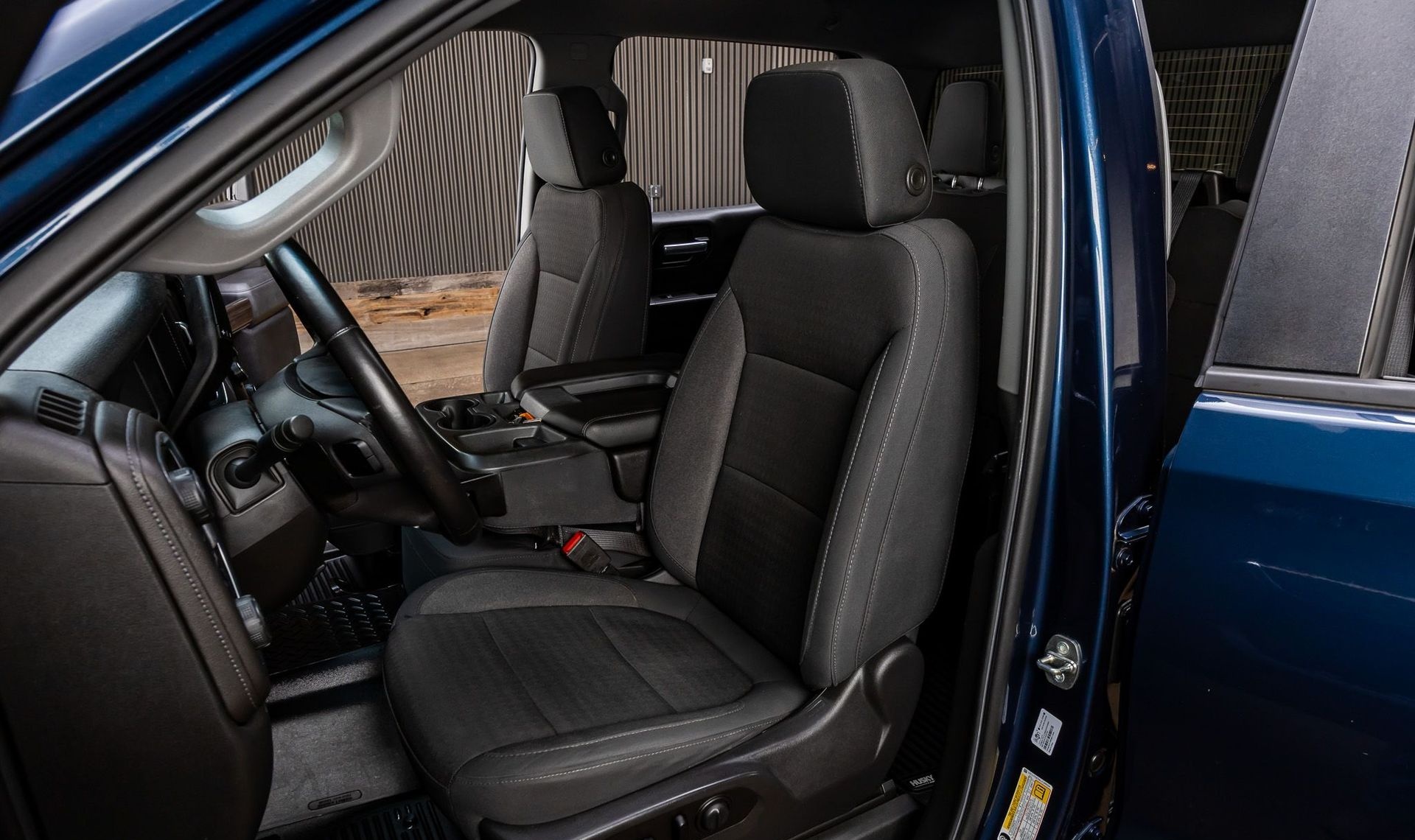 2020 Chevrolet Silverado 1500 — photo 23