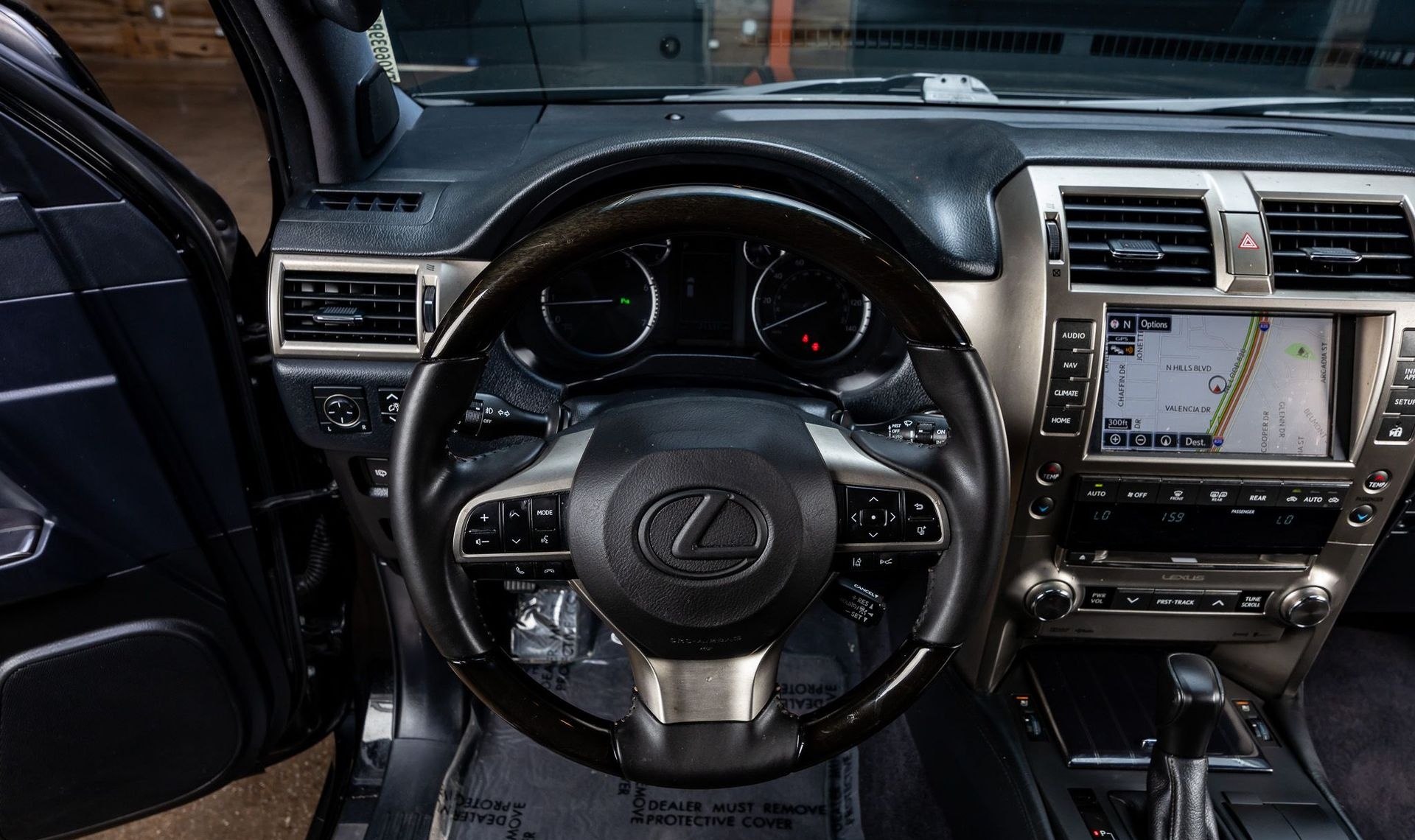 2020 Lexus GX 460 — photo 13