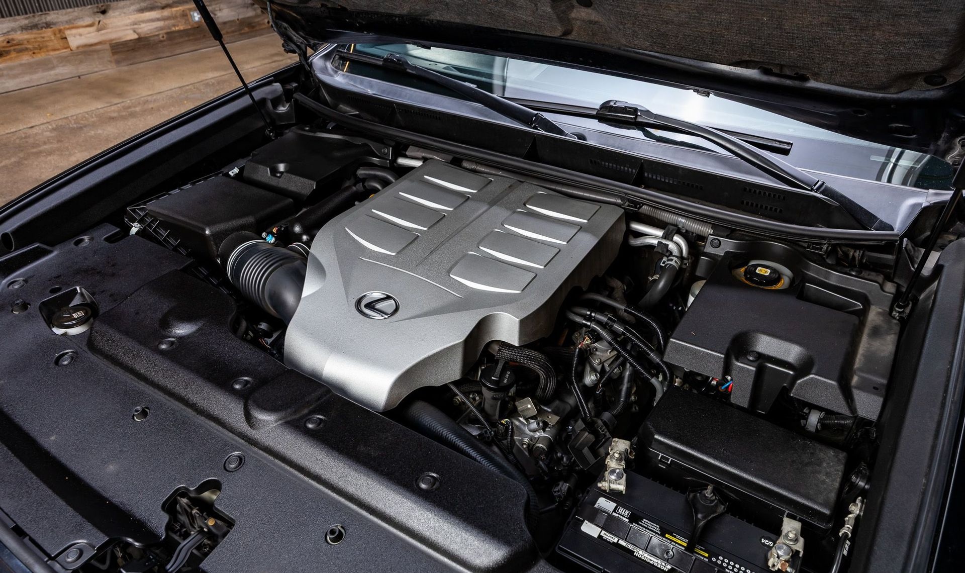 2020 Lexus GX 460 — photo 32