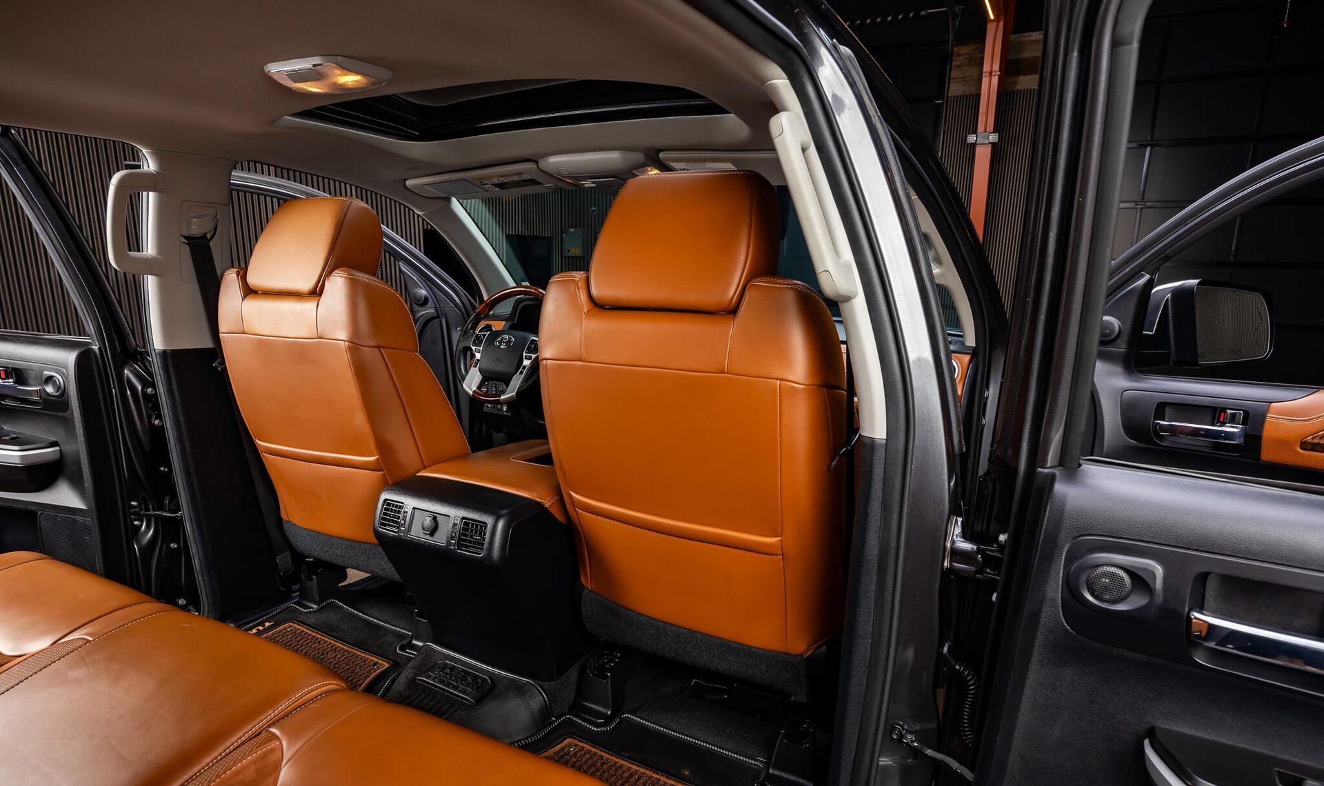 2020 Toyota Tundra — photo 26