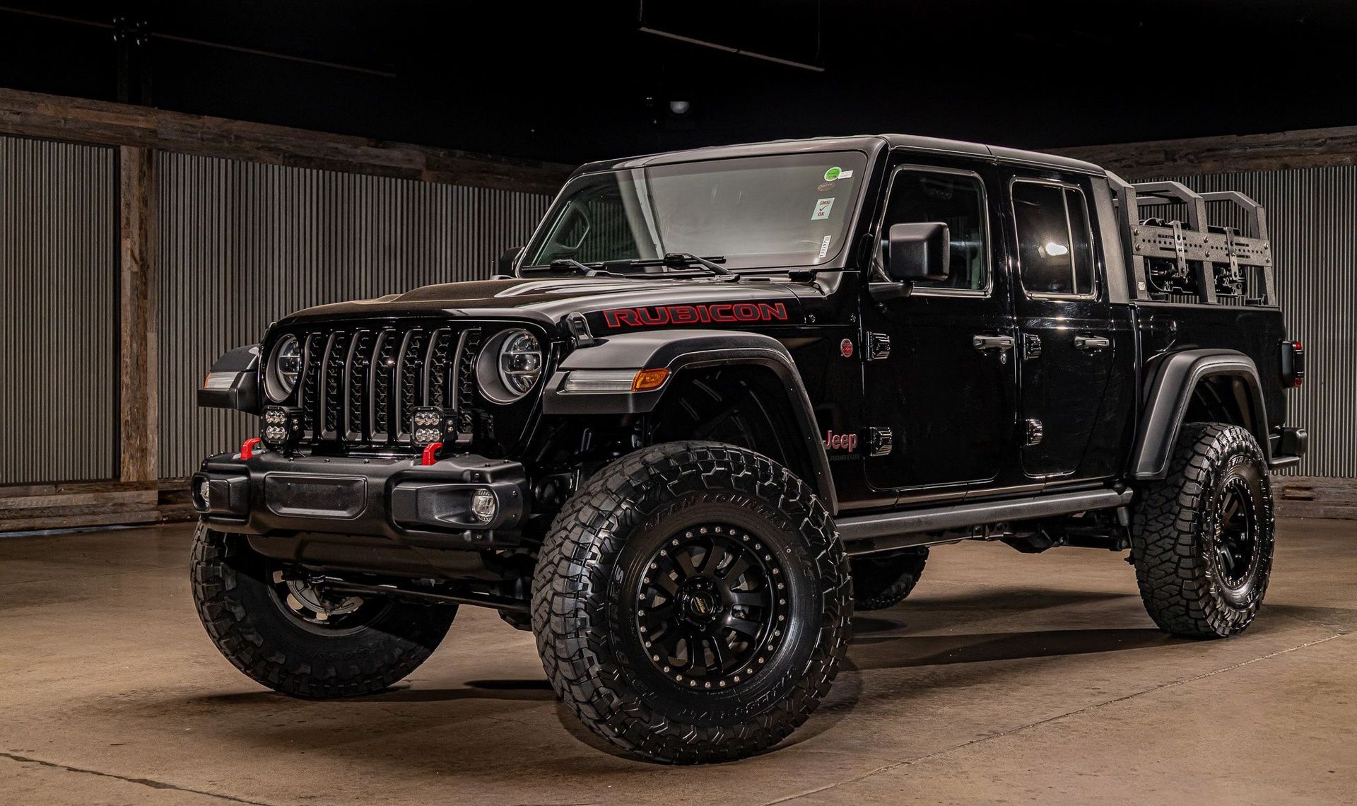 2021 Jeep Gladiator — photo 2