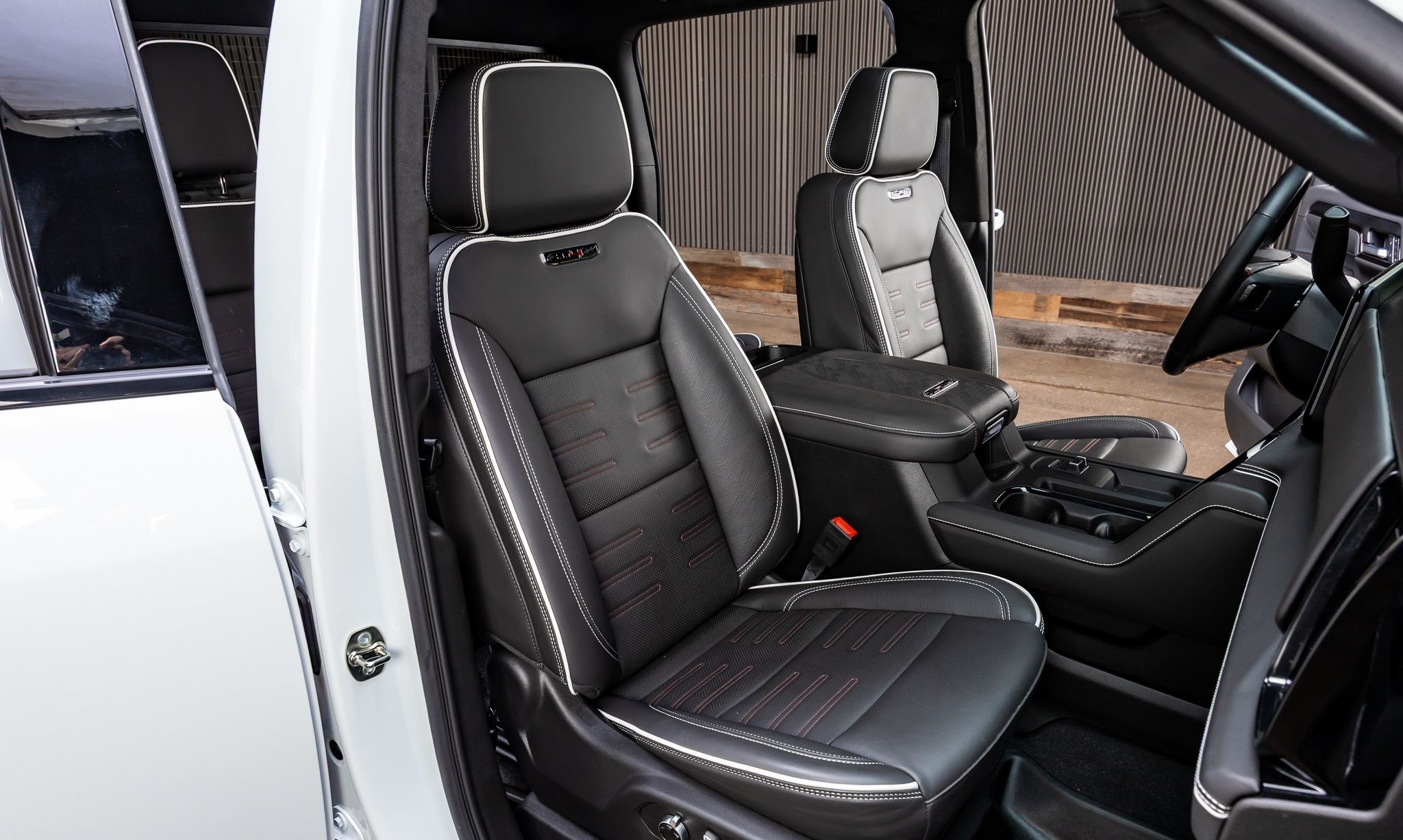 2025 GMC Sierra 2500HD — photo 23