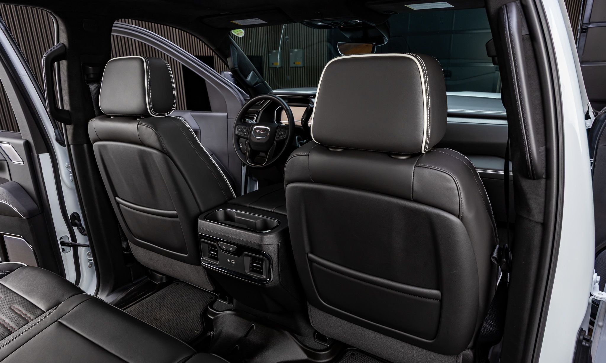 2025 GMC Sierra 2500HD — photo 24